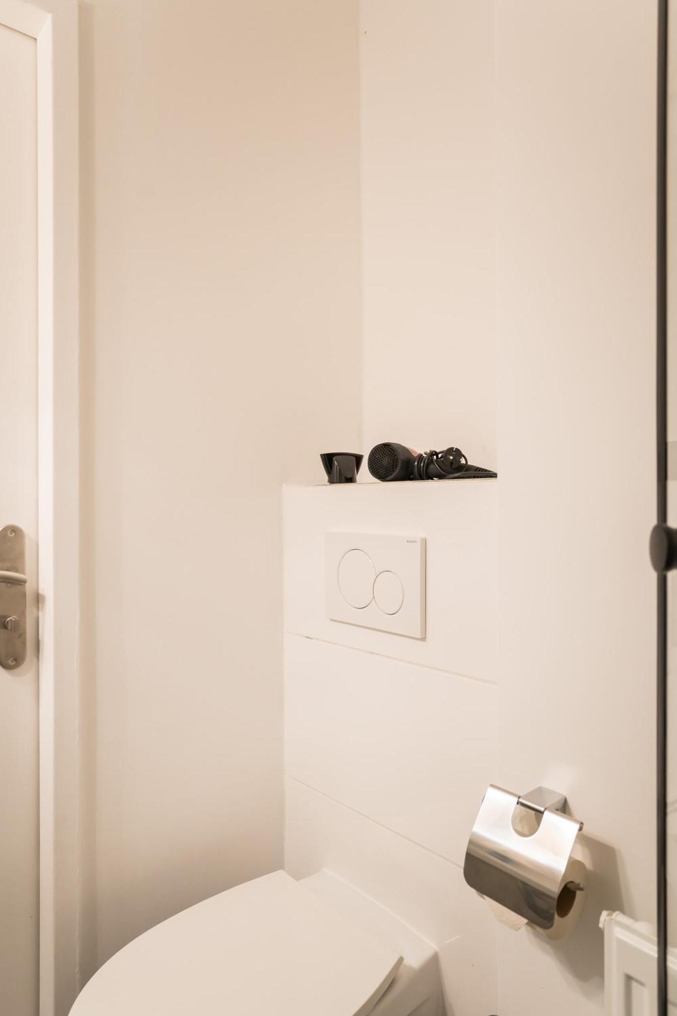 Spacious 1-Bedroom Apartment In Kreuzberg 베를린 외부 사진